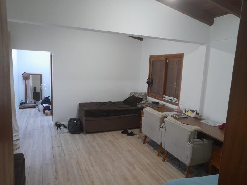 Casa à venda com 3 quartos, 190m² - Foto 17