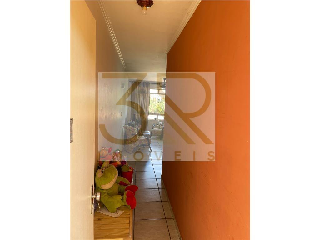 Apartamento à venda com 3 quartos, 86m² - Foto 2