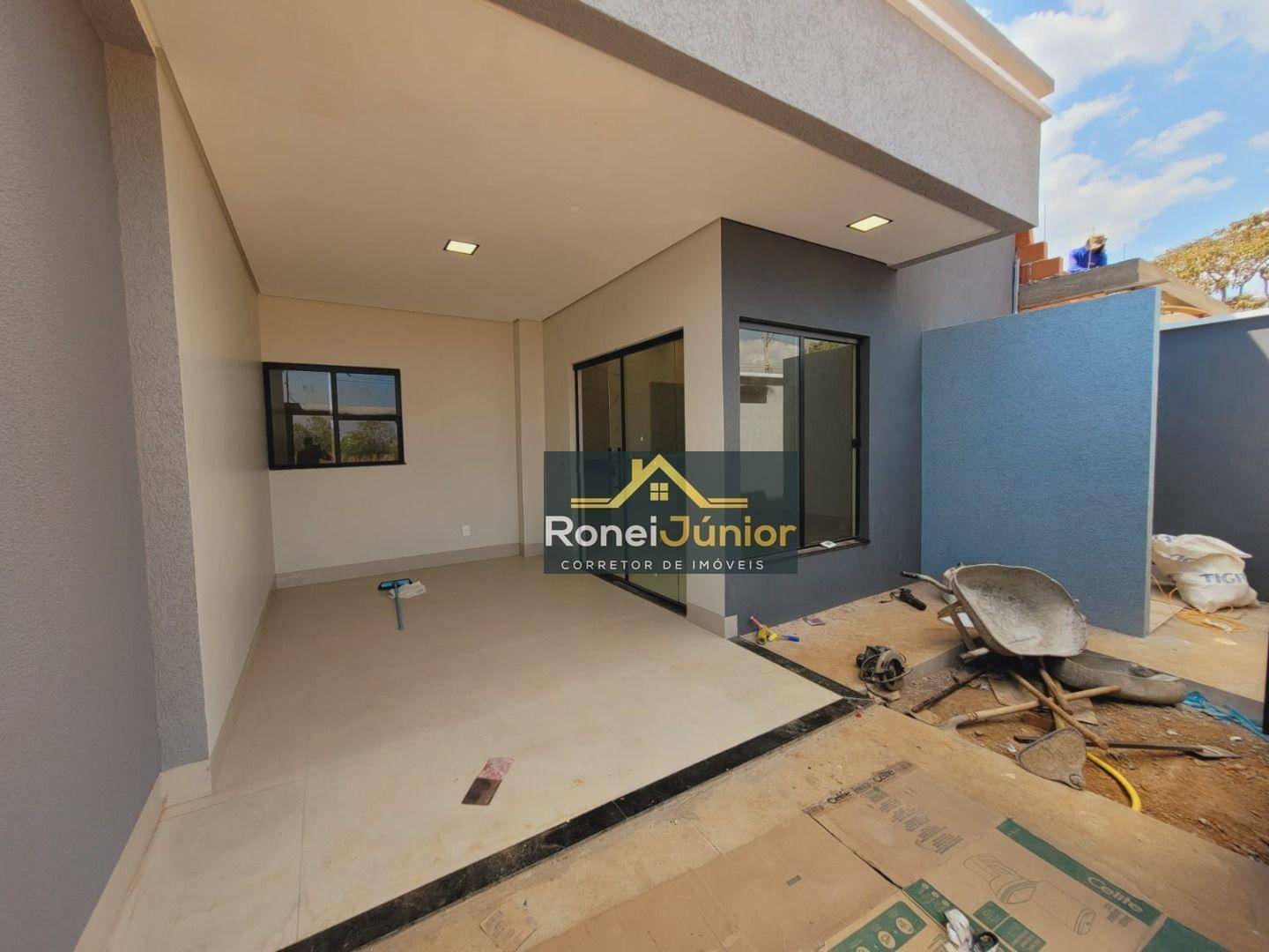 Casa à venda com 3 quartos, 85m² - Foto 2