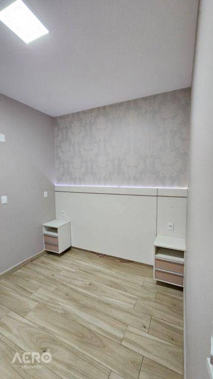 Apartamento à venda com 2 quartos, 65m² - Foto 30