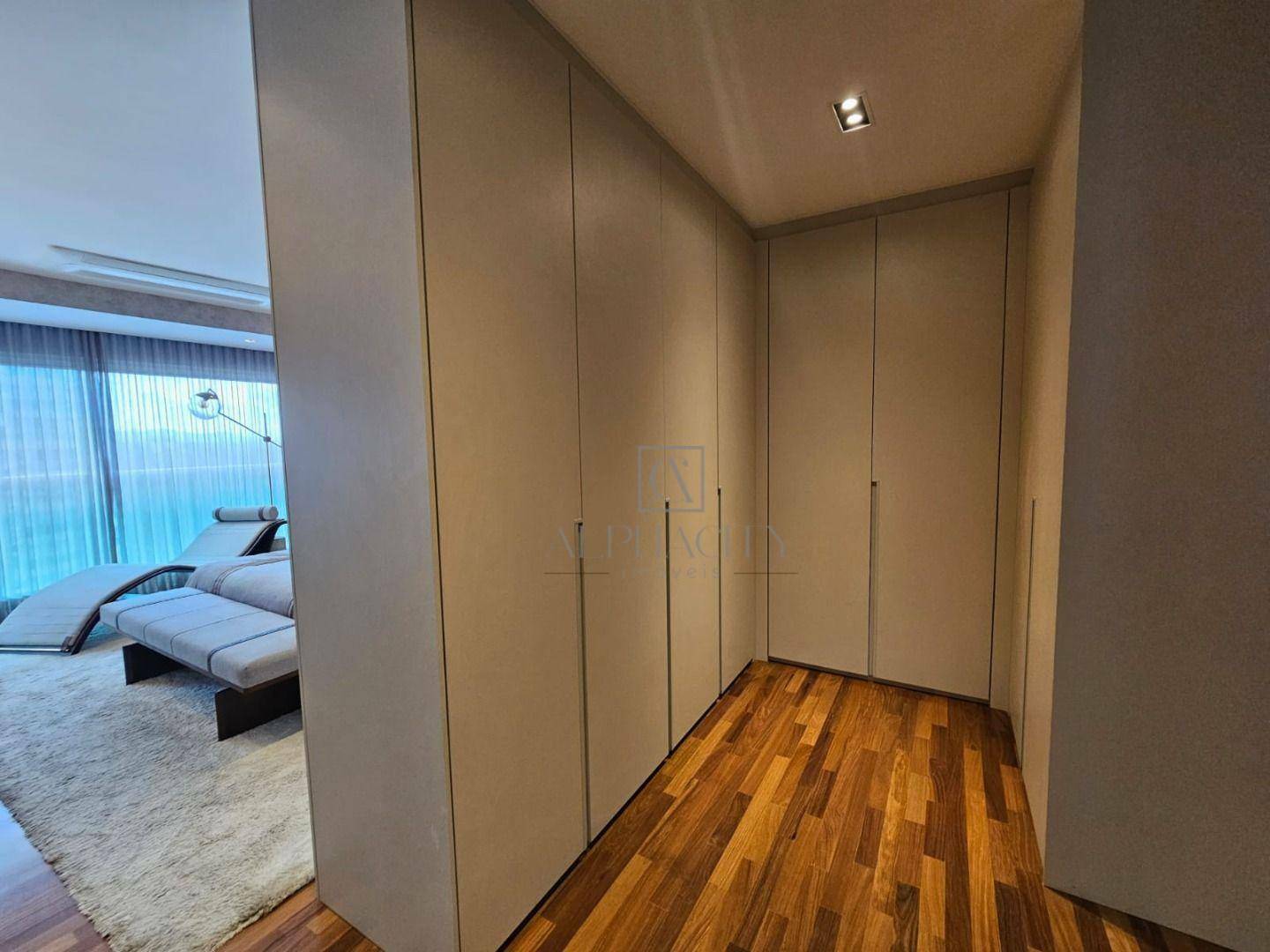 Apartamento à venda com 3 quartos, 340m² - Foto 11