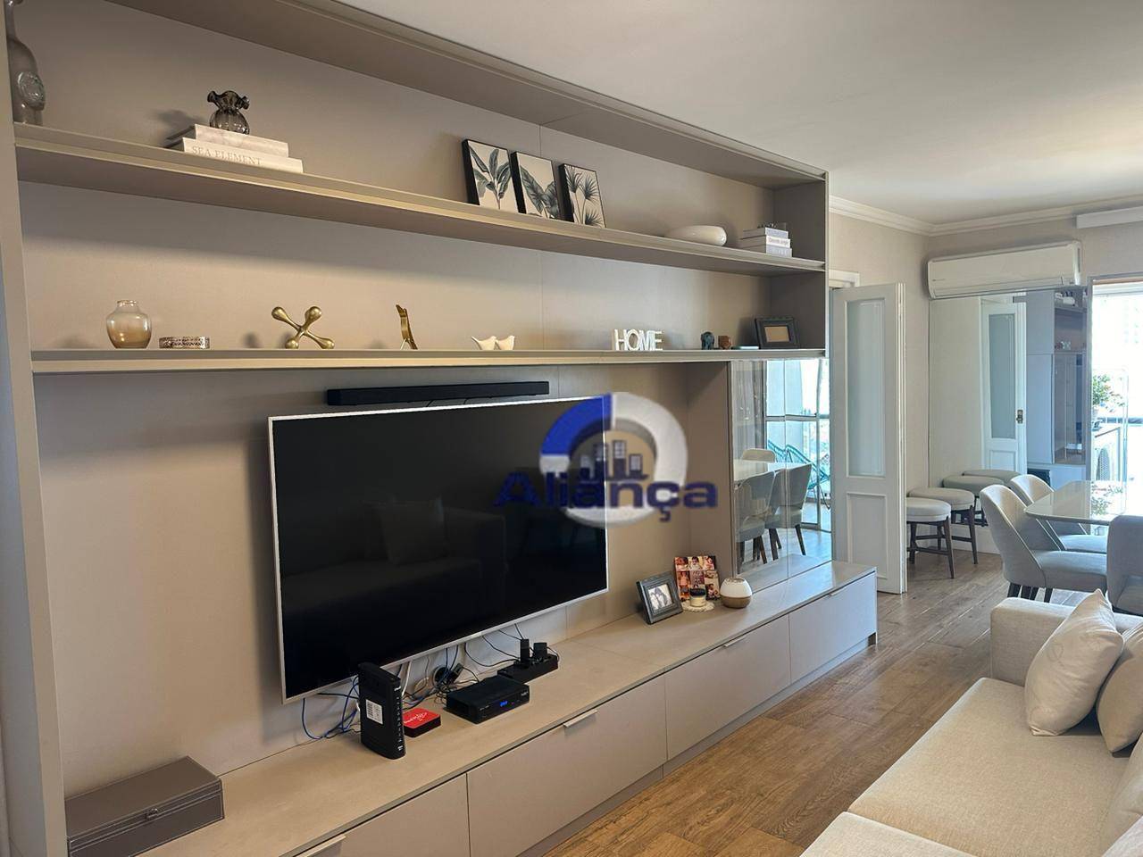 Apartamento à venda com 2 quartos, 68m² - Foto 13