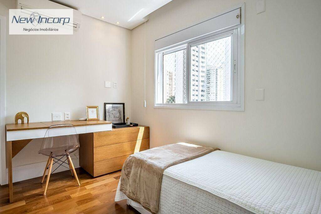 Apartamento à venda com 4 quartos, 215m² - Foto 14