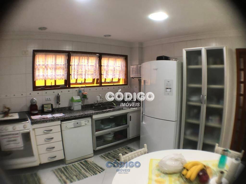 Sobrado à venda com 4 quartos, 400m² - Foto 15