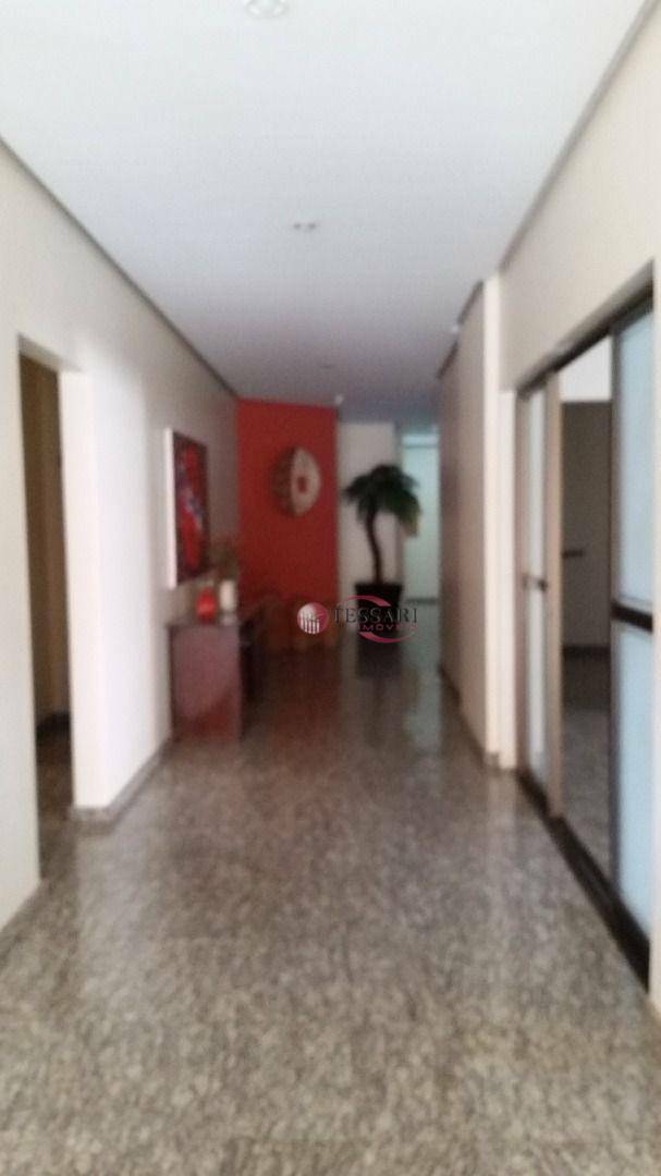 Apartamento à venda com 3 quartos, 126m² - Foto 3