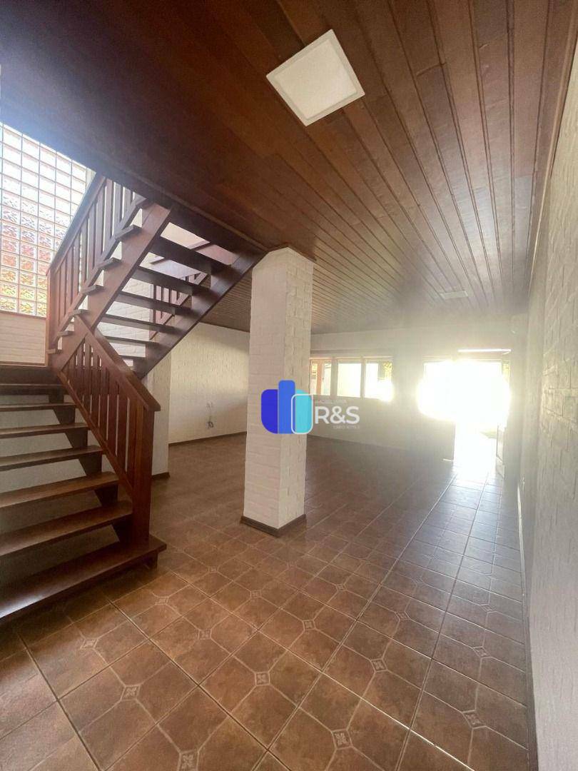 Casa de Condomínio à venda com 5 quartos, 305m² - Foto 14