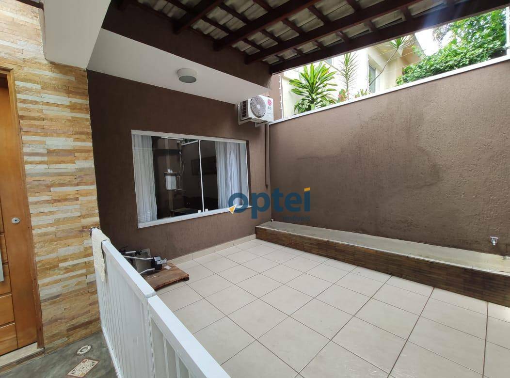 Casa à venda com 3 quartos, 165m² - Foto 7