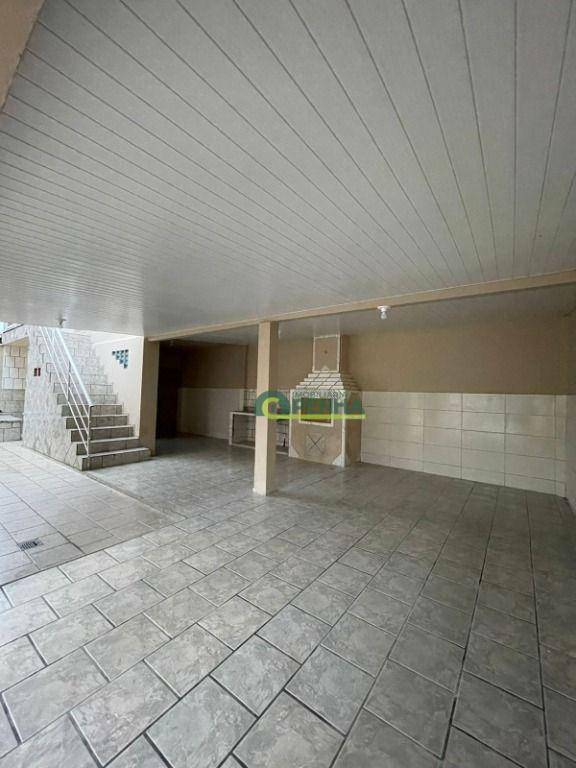 Casa para alugar com 3 quartos, 140m² - Foto 4