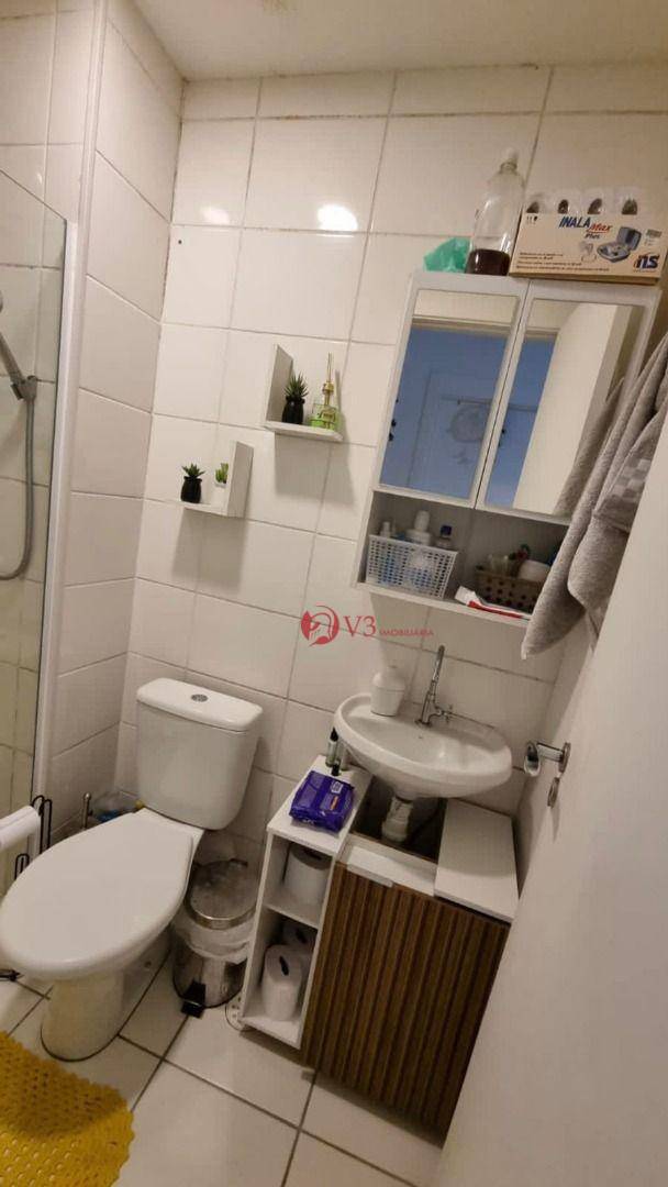 Apartamento à venda com 2 quartos, 40m² - Foto 2