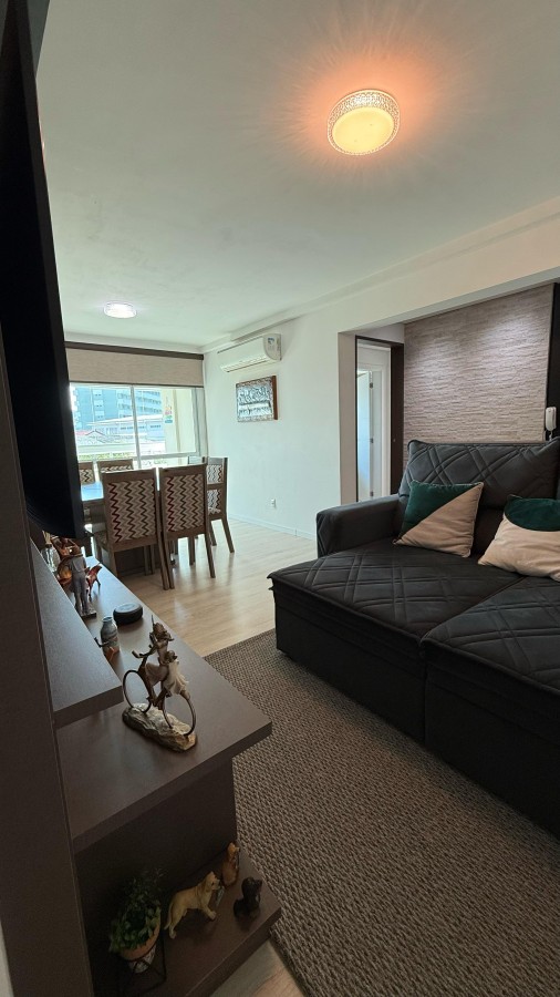 Apartamento à venda com 3 quartos, 77m² - Foto 7