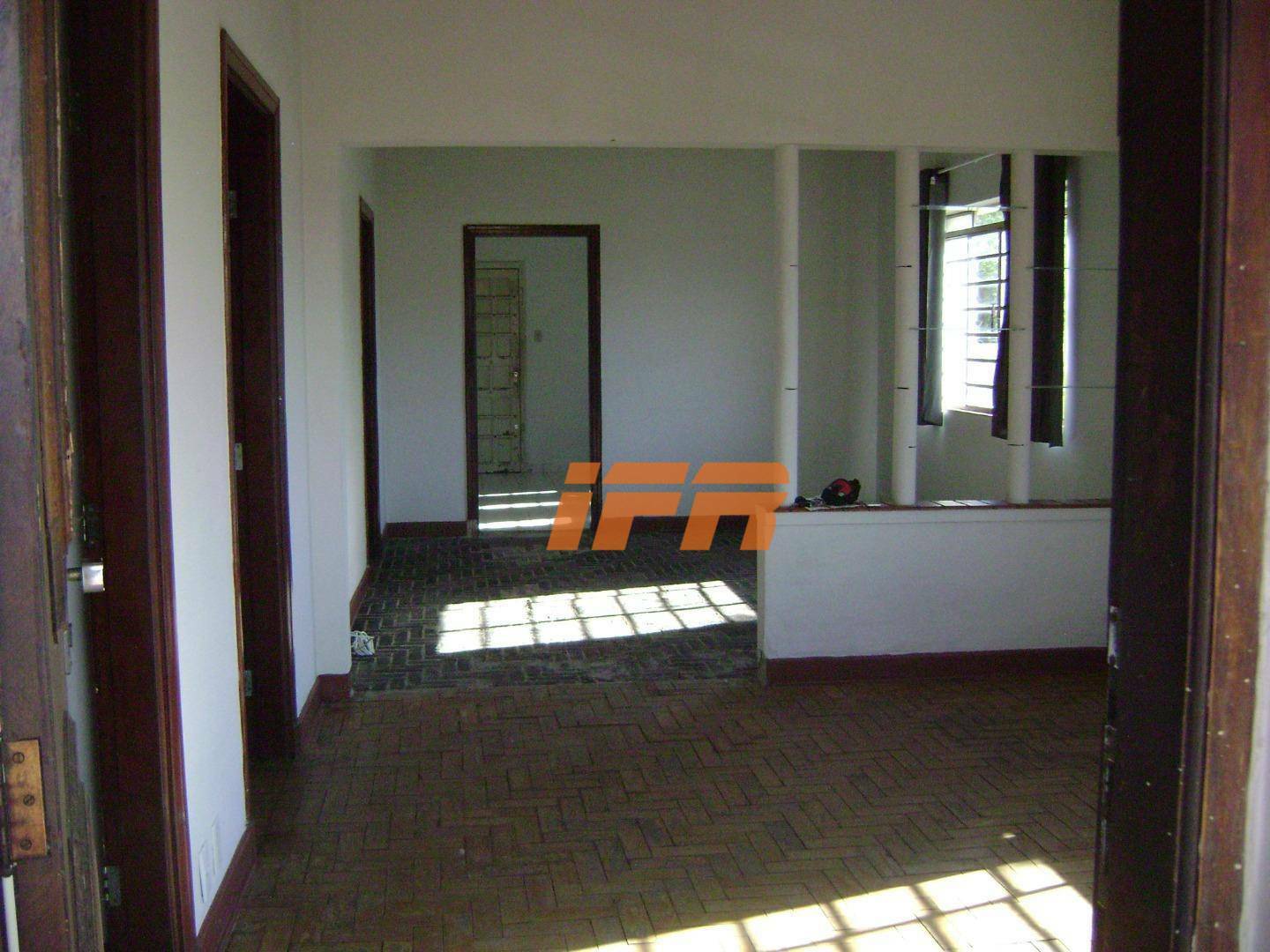 Casa, 4 quartos, 300 m² - Foto 1