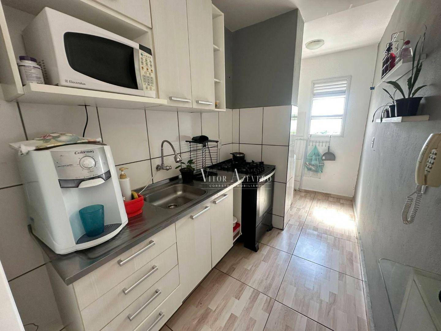 Apartamento à venda com 2 quartos, 50m² - Foto 2