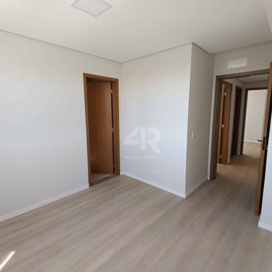 Apartamento à venda com 3 quartos, 100m² - Foto 6