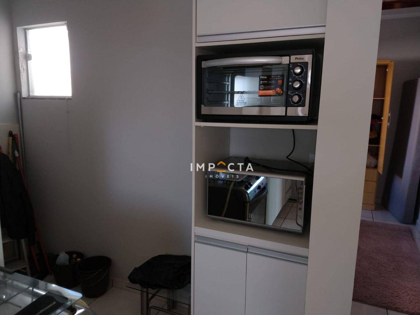 Apartamento à venda com 2 quartos, 72m² - Foto 4