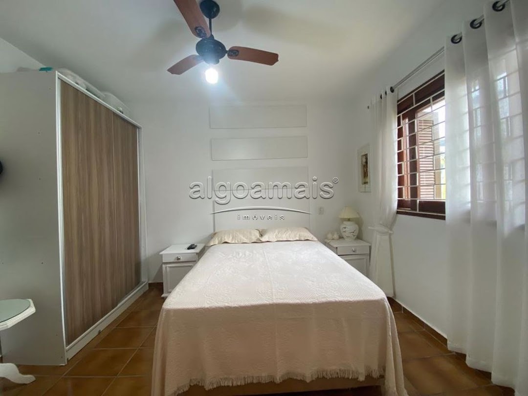 Casa à venda com 3 quartos, 250m² - Foto 17