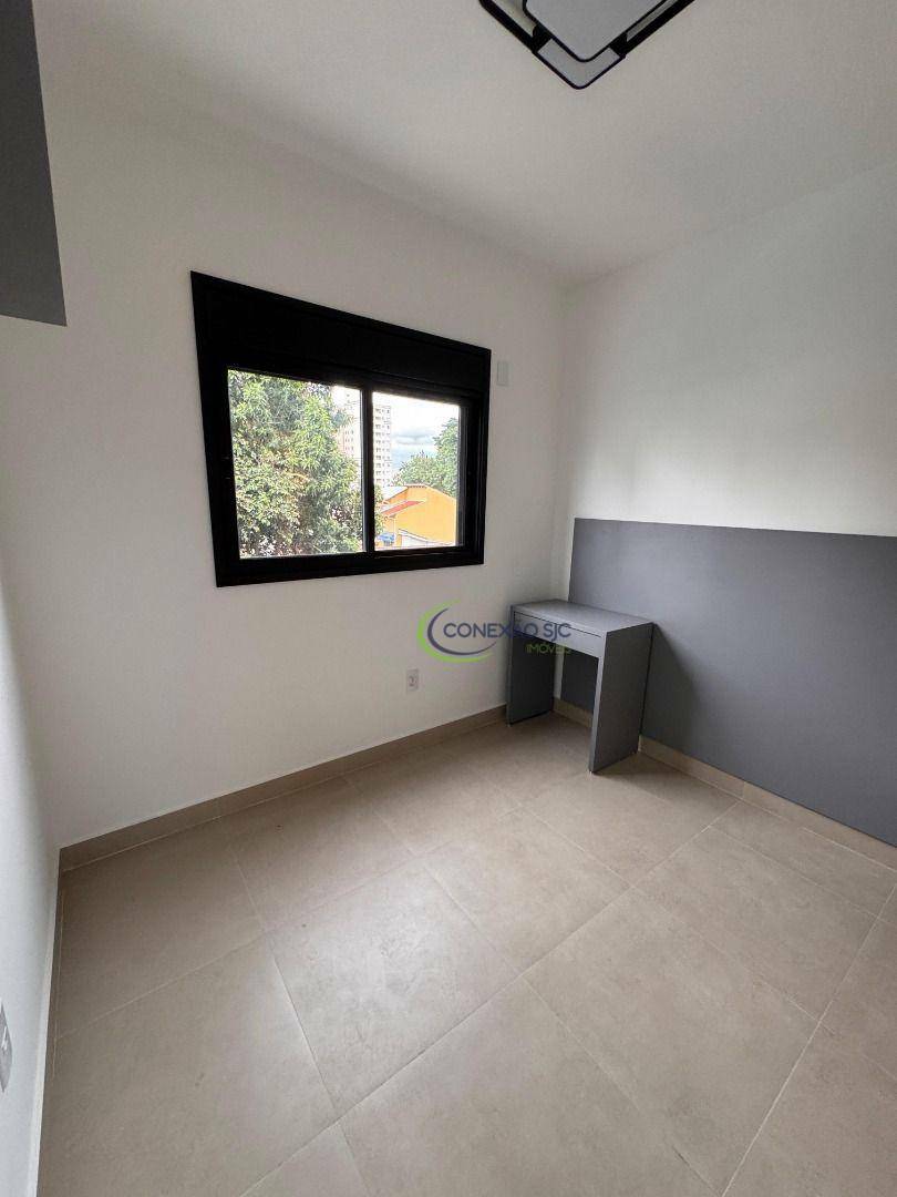 Apartamento para alugar com 3 quartos, 120m² - Foto 18