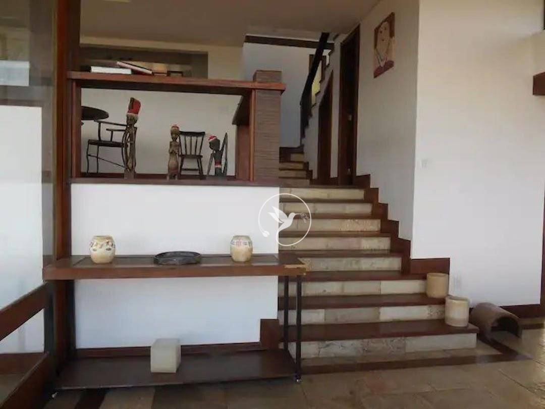 Casa de Condomínio à venda com 4 quartos, 300m² - Foto 27