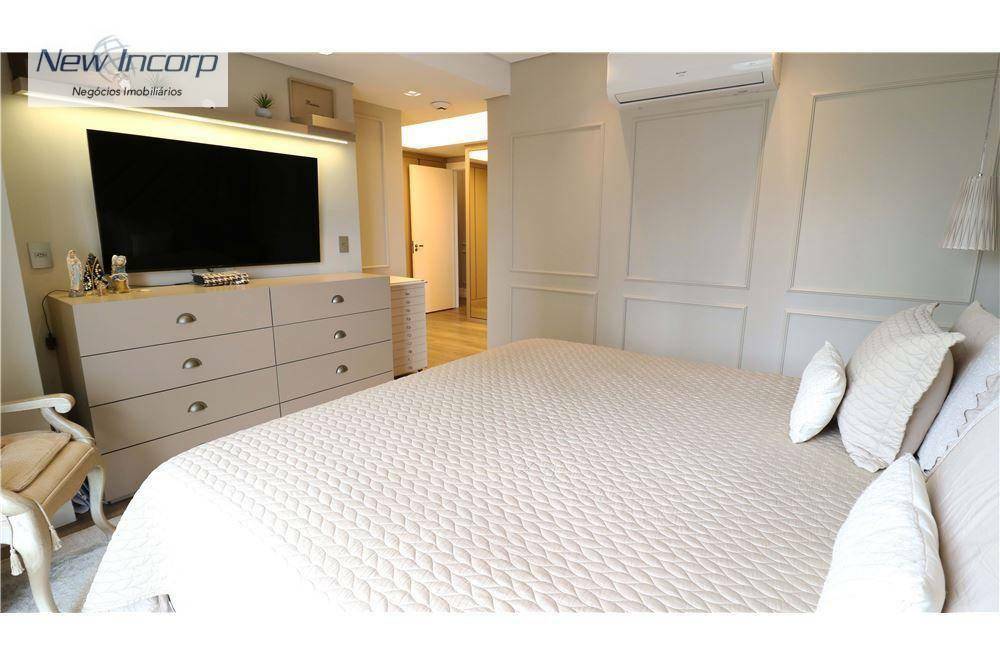 Apartamento à venda com 4 quartos, 238m² - Foto 33