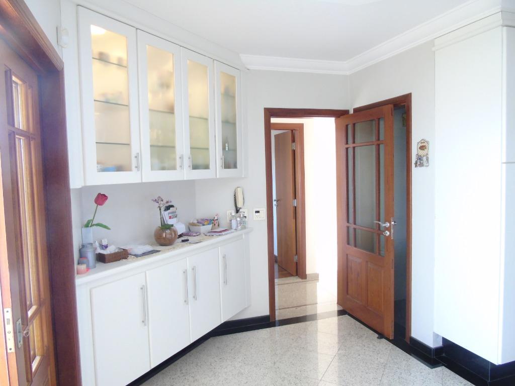 Sobrado à venda com 3 quartos, 480m² - Foto 18