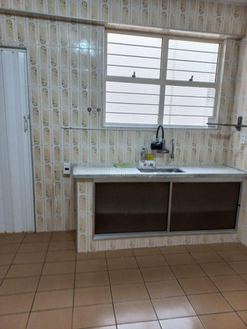 Apartamento para alugar com 2 quartos, 65m² - Foto 14