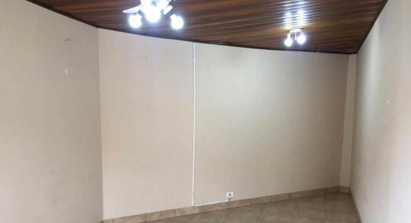 Casa para alugar com 3 quartos, 300m² - Foto 19