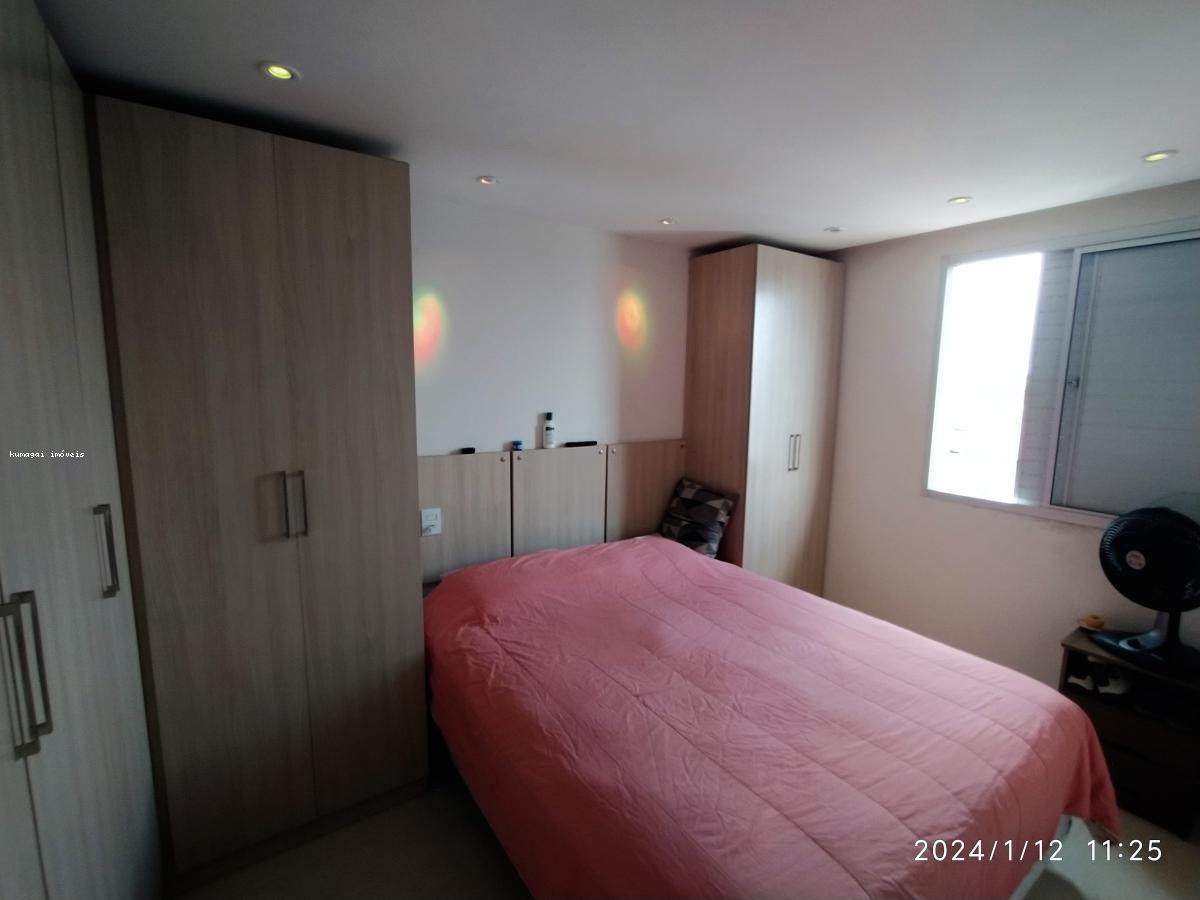 Apartamento à venda com 2 quartos, 45m² - Foto 10