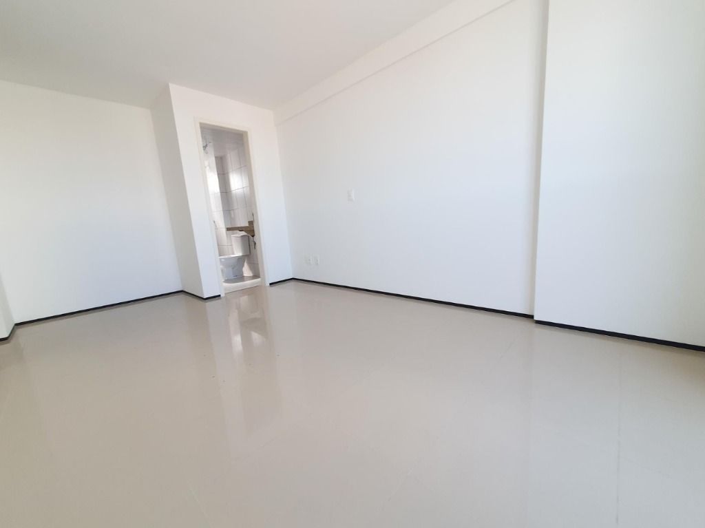 Apartamento à venda com 3 quartos, 114m² - Foto 15