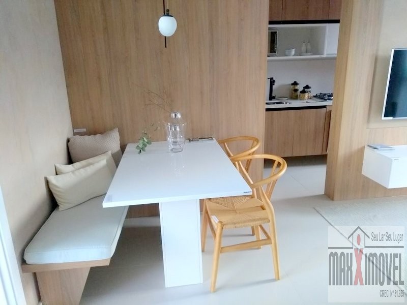 Apartamento à venda com 1 quarto, 32m² - Foto 2