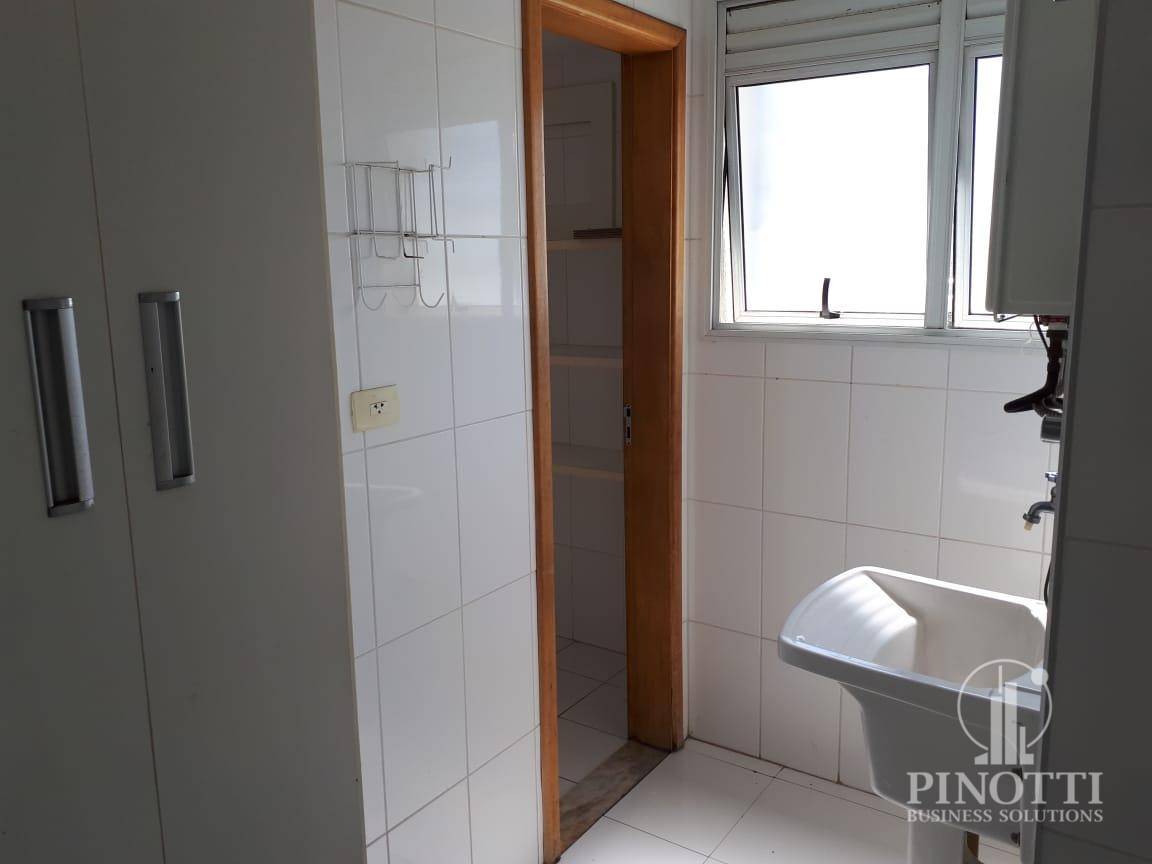 Apartamento à venda com 3 quartos, 120m² - Foto 14