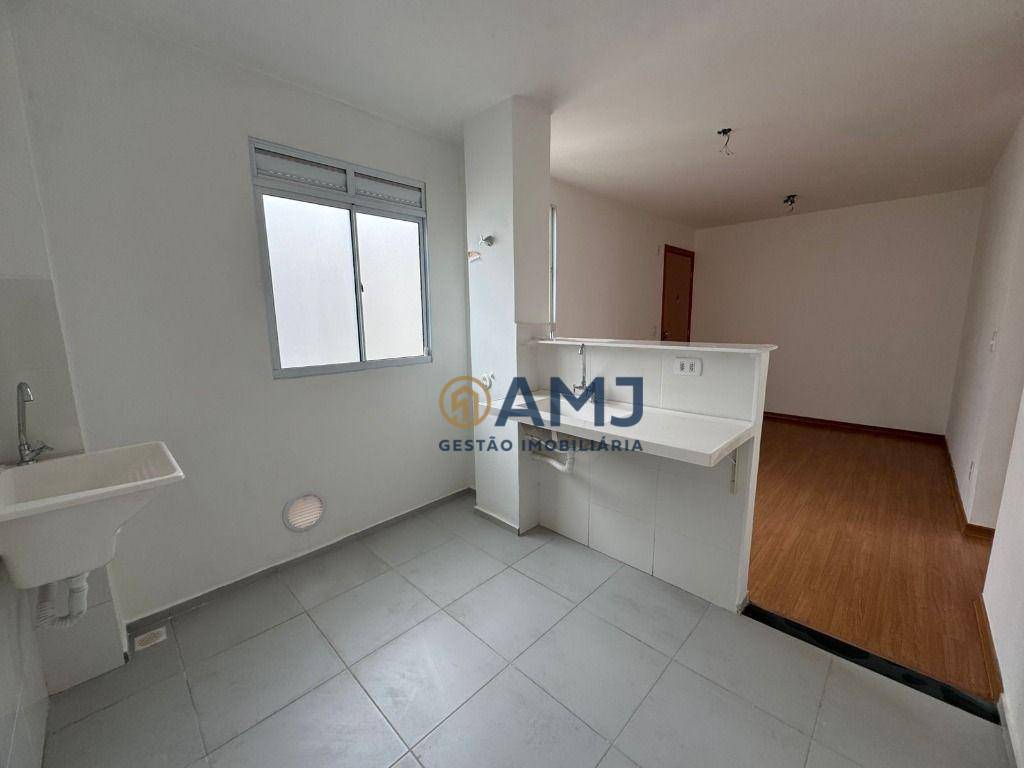 Apartamento à venda com 2 quartos, 40m² - Foto 5