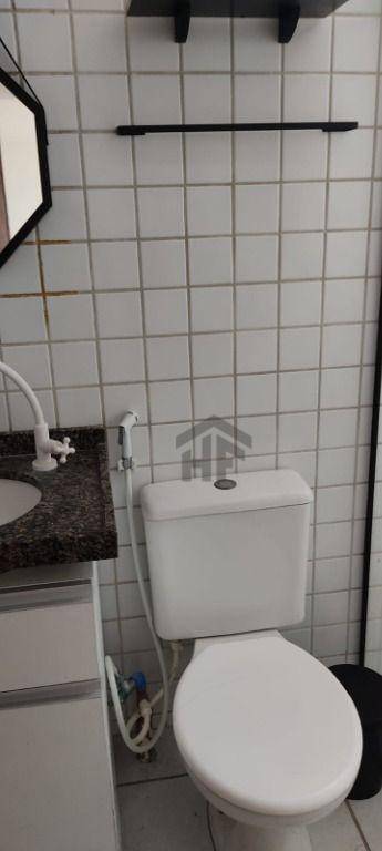 Apartamento para alugar com 2 quartos, 57m² - Foto 15