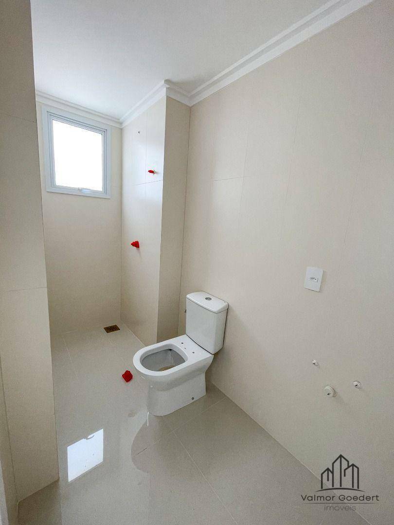 Apartamento à venda com 2 quartos, 140m² - Foto 12