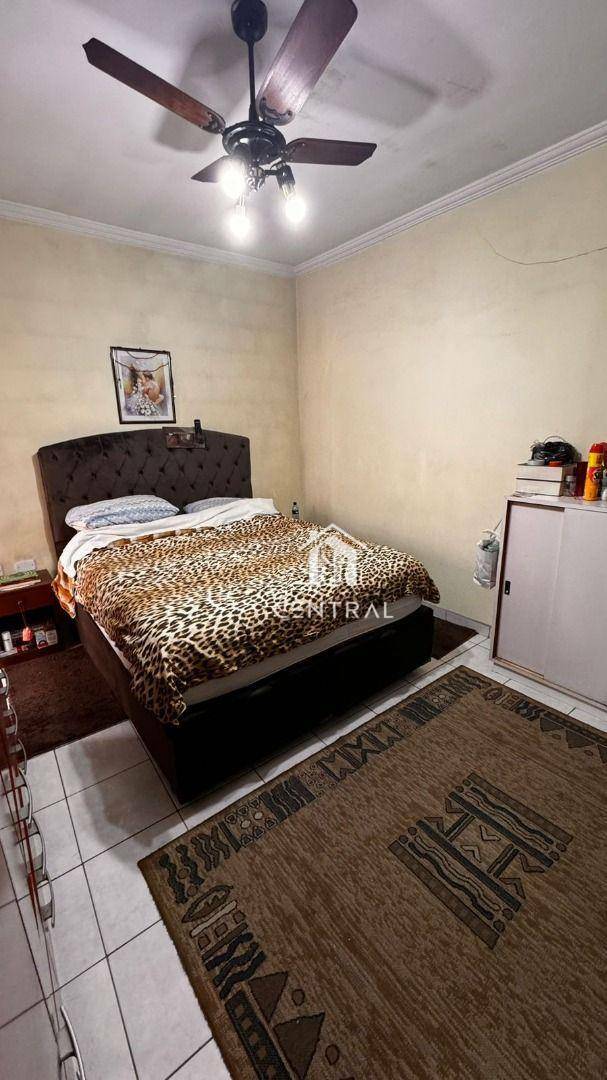 Sobrado à venda com 3 quartos, 165m² - Foto 4