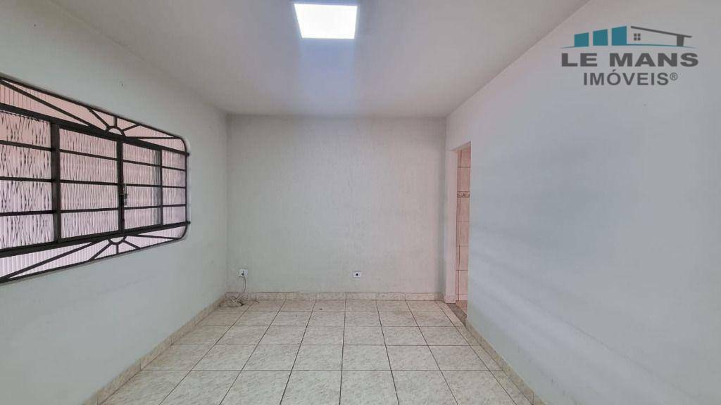 Casa à venda com 2 quartos, 107m² - Foto 6