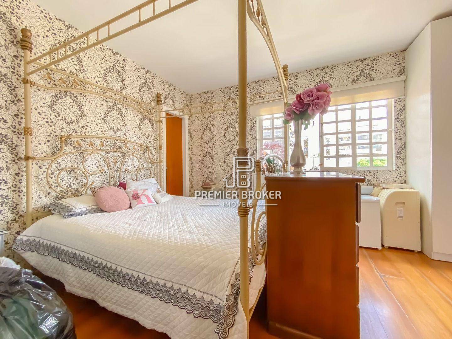 Casa de Condomínio à venda com 5 quartos, 114m² - Foto 12