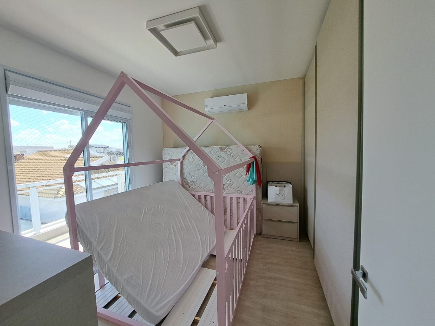 Casa de Condomínio à venda com 3 quartos, 300m² - Foto 14