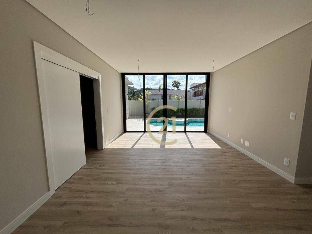 Casa de Condomínio à venda com 4 quartos, 440m² - Foto 8