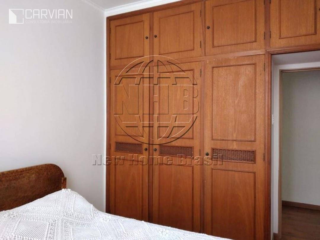 Casa à venda com 3 quartos, 320m² - Foto 26