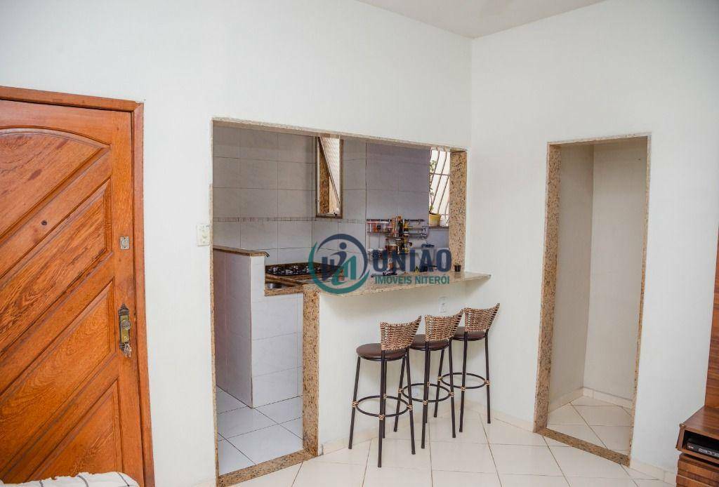 Apartamento à venda com 2 quartos, 40m² - Foto 7