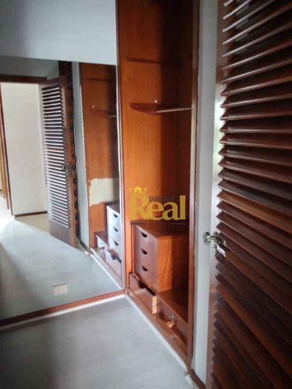 Apartamento para alugar com 4 quartos, 157m² - Foto 15