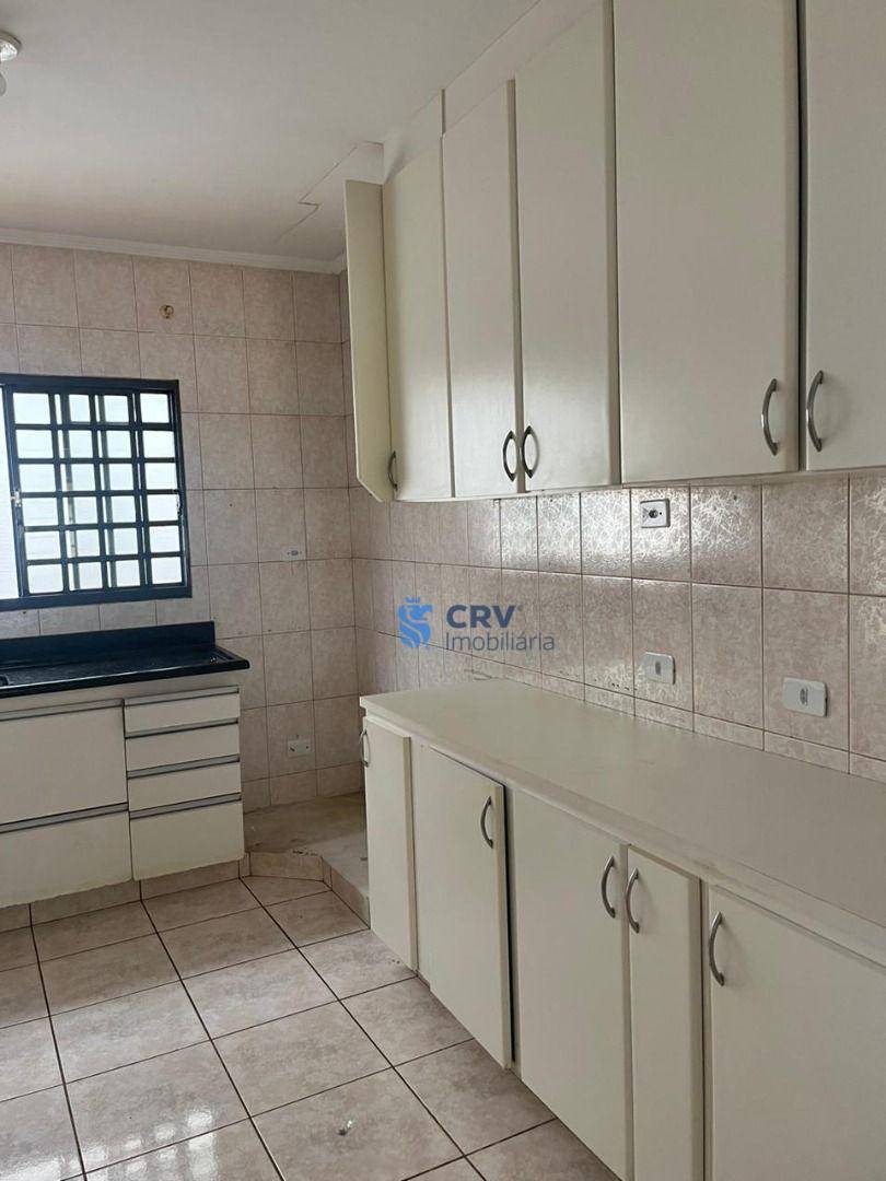 Casa à venda com 4 quartos, 180m² - Foto 9