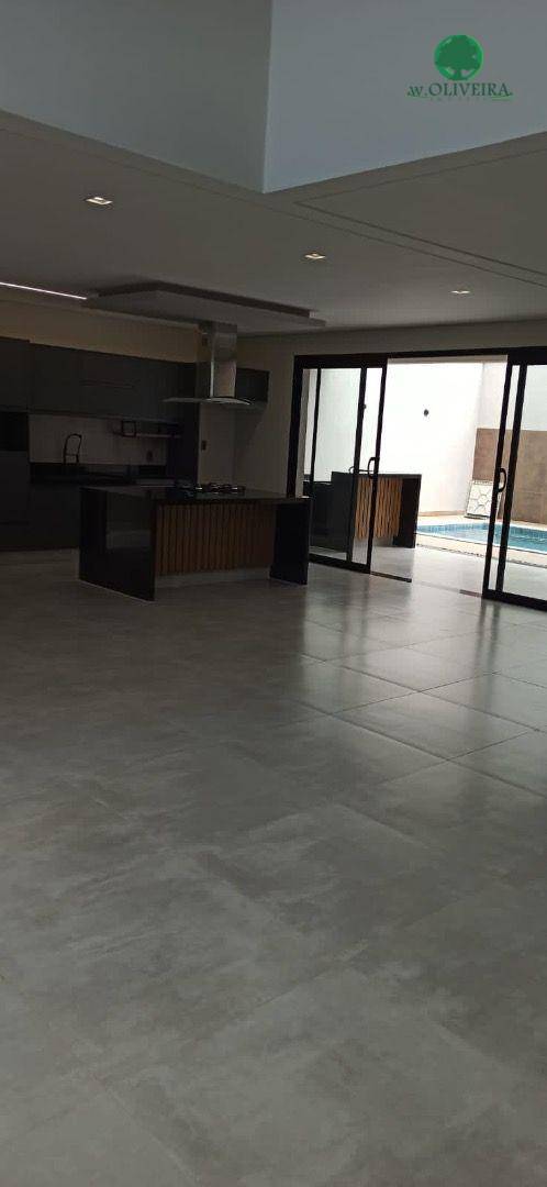 Sobrado à venda com 3 quartos, 285m² - Foto 4