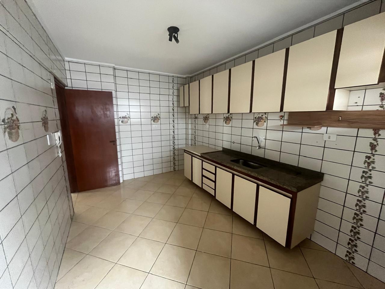 Apartamento para alugar com 2 quartos, 80m² - Foto 16