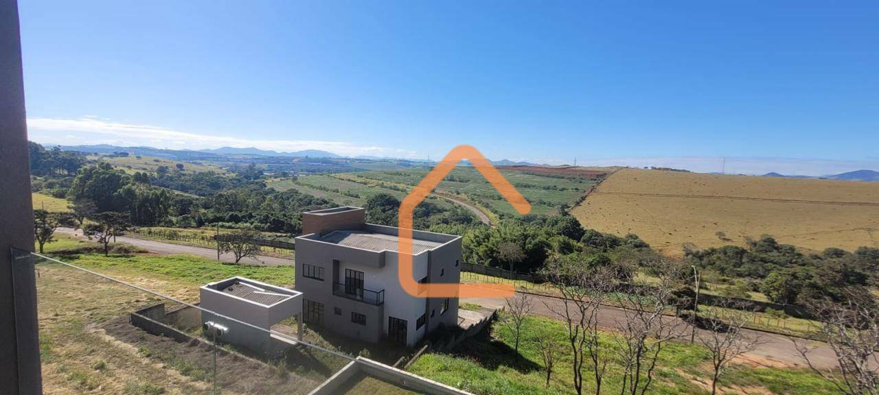 Casa à venda com 3 quartos, 296m² - Foto 28