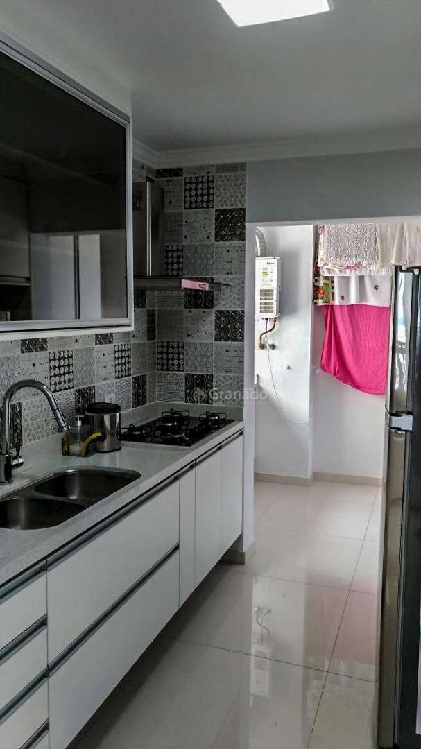 Apartamento à venda com 2 quartos, 92m² - Foto 12