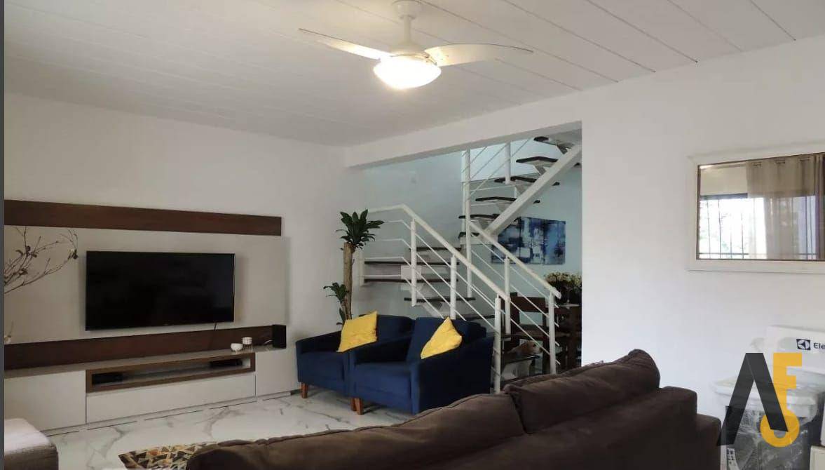 Casa de Condomínio à venda com 3 quartos, 99m² - Foto 1