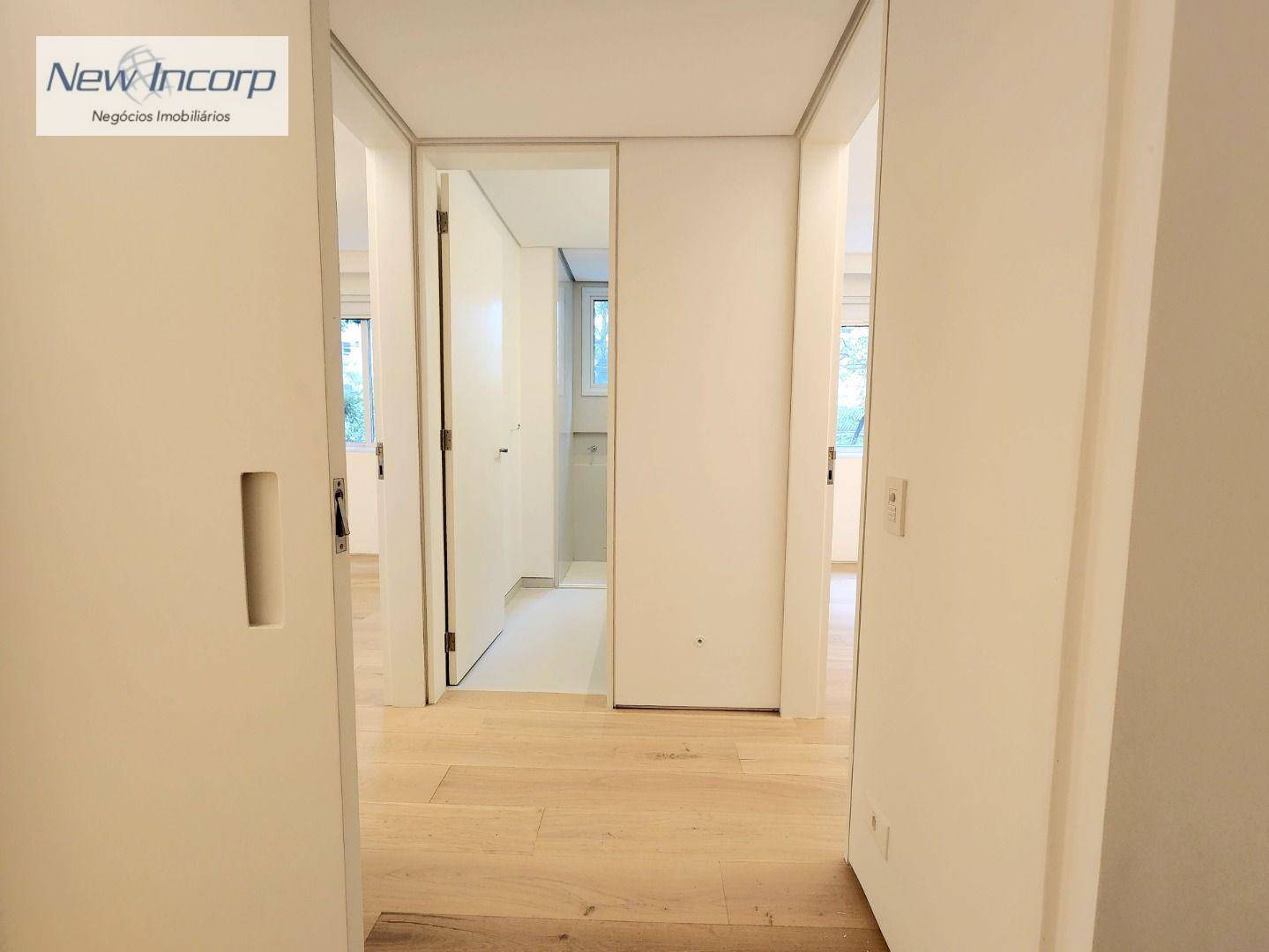 Apartamento à venda com 3 quartos, 211m² - Foto 52