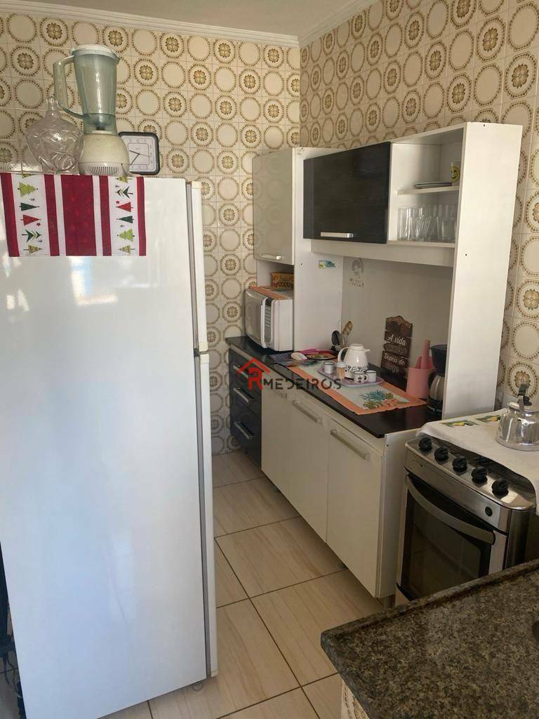 Apartamento à venda com 2 quartos, 74m² - Foto 4