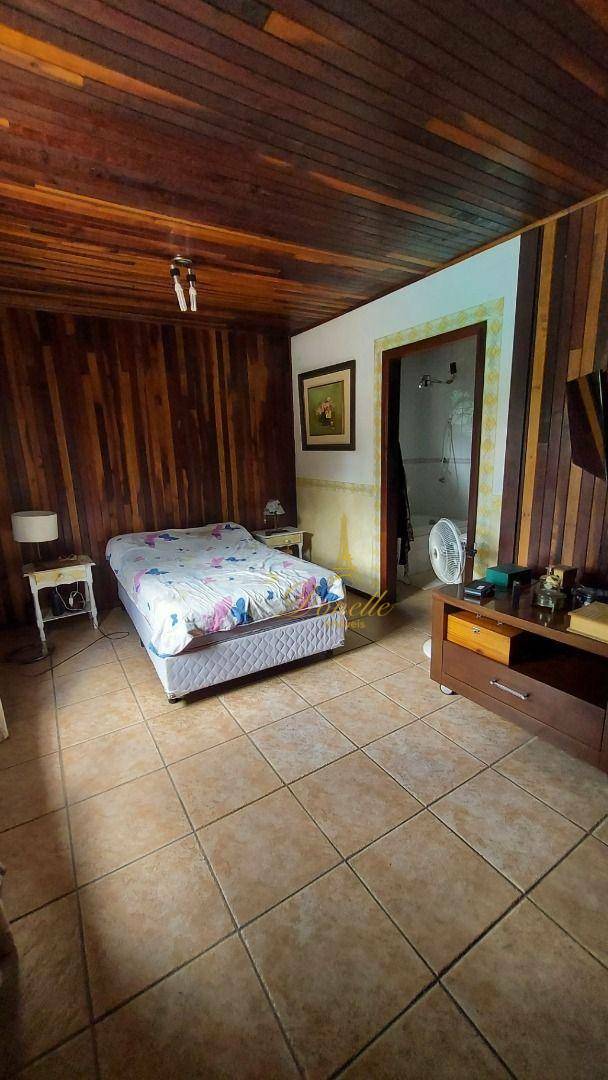 Casa à venda com 3 quartos, 191m² - Foto 15