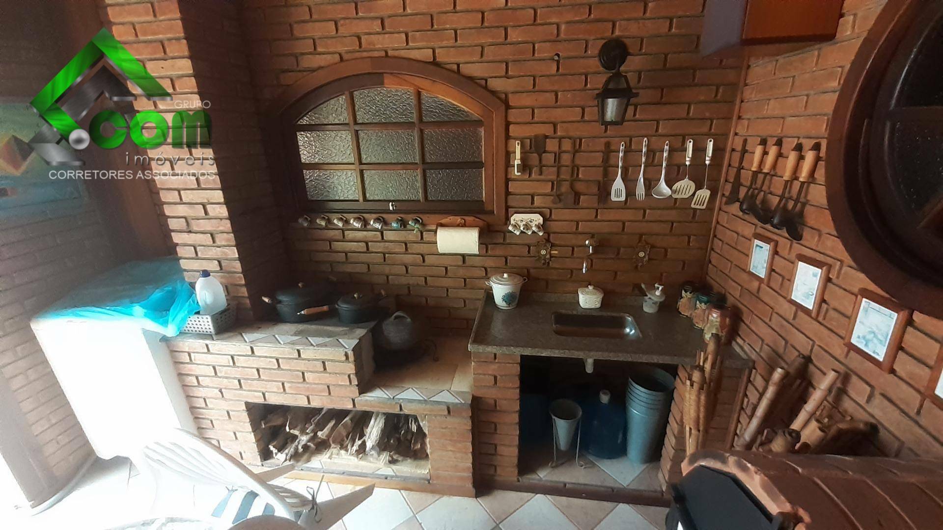 Chácara à venda com 3 quartos, 188m² - Foto 17